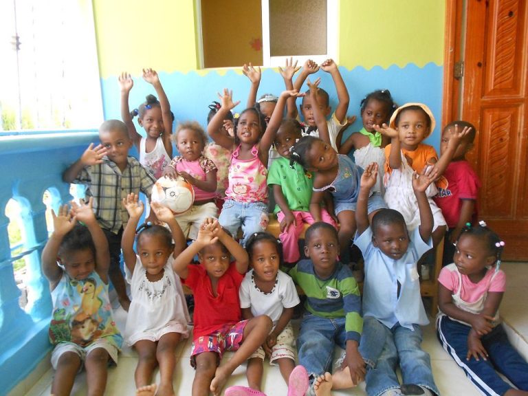 Dominikanische Republik Kinder in Schule