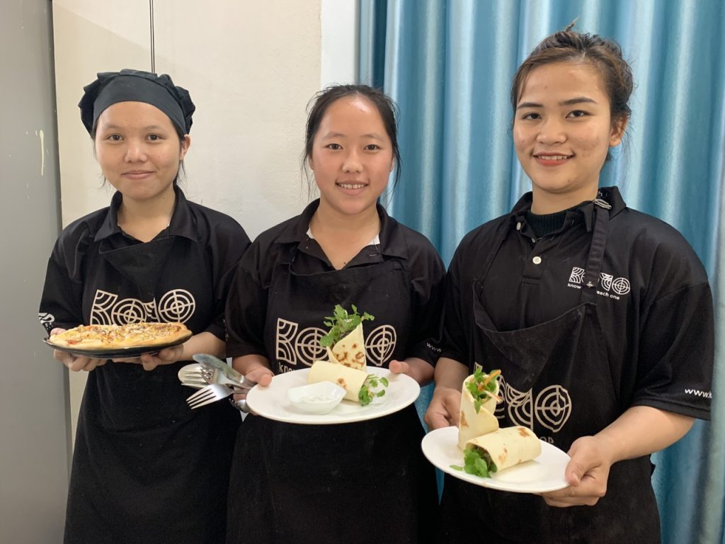 KOTO Vietnam Frauen in der Gastronomie